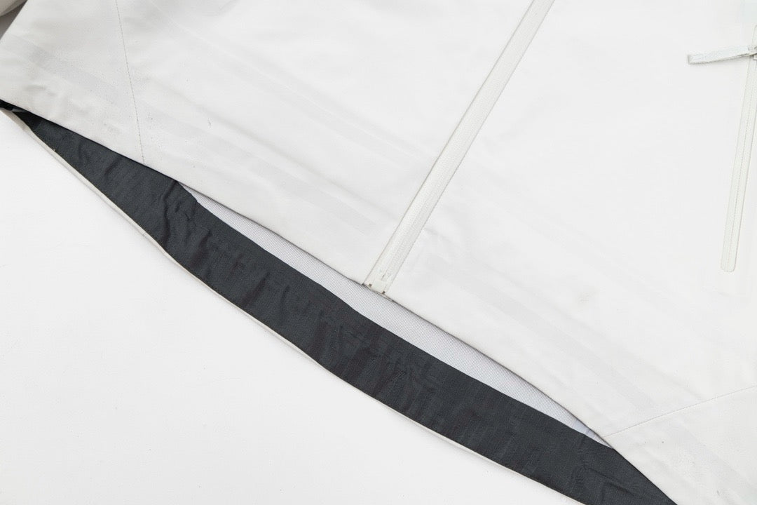 Arcteryx Beta White