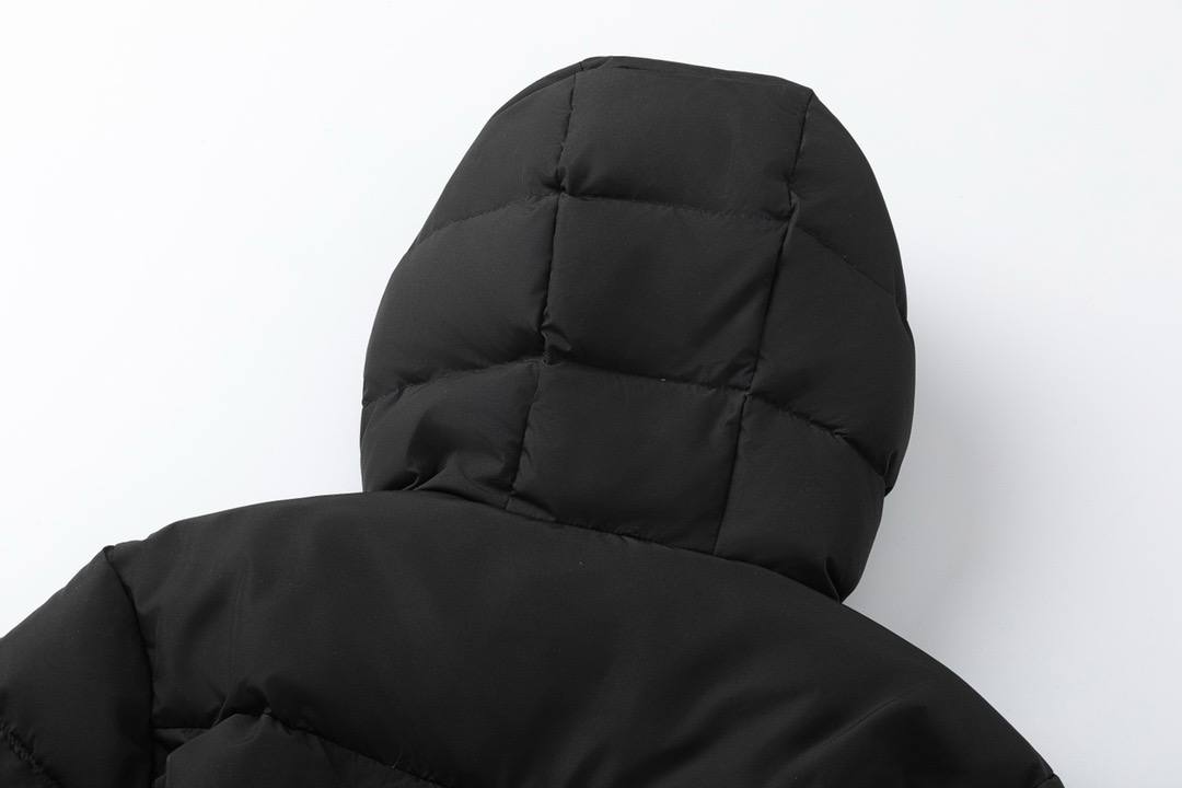 Moncler Puffer Jacket Black