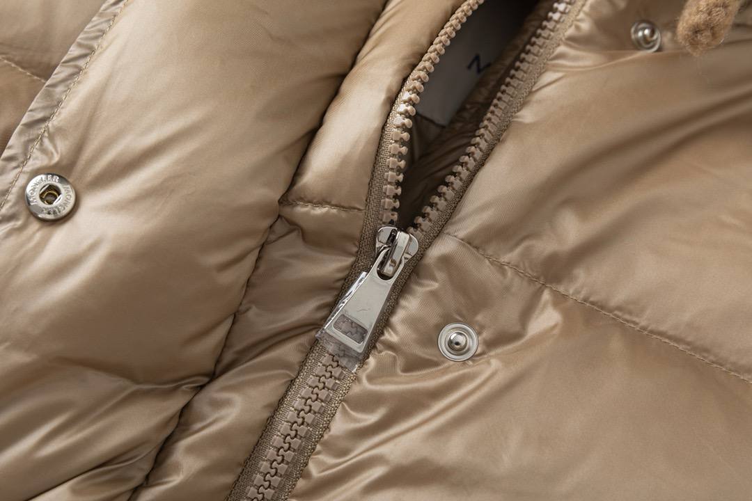 Moncler Puffer Jacket Brown